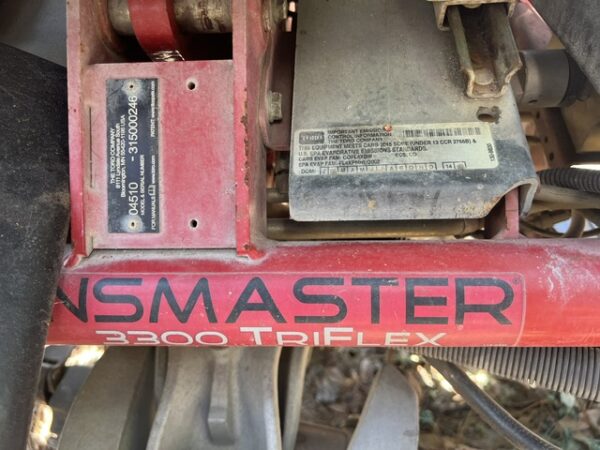 2015 Triplex Mowers for Parts or $5,000 for all four machines - Image 7