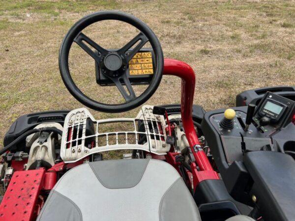2021 Greensmaster TriFlex 3320 Hybrid Greens/Tees Mower - Image 10