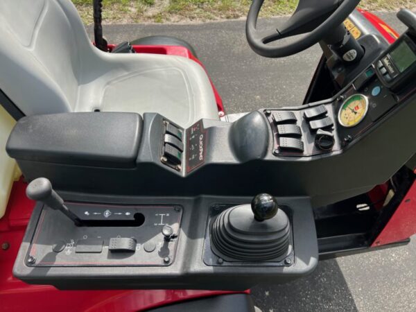 2020 Toro Multipro 1750 Sprayer - Image 9