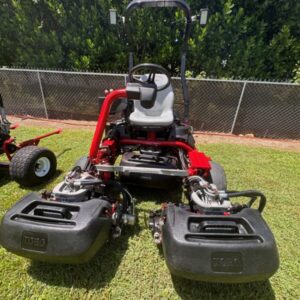 2016 Toro Greensmaster TriFlex 3300 Hydraulic Mower