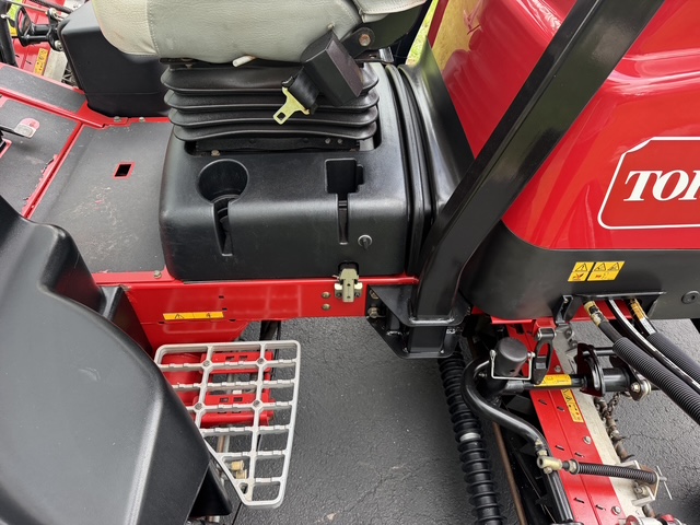 2021 Toro Reelmaster 5510D Model 03607 - Image 18