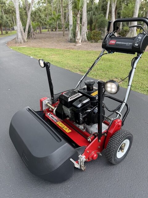 2018 Toro Greensmaster 1600 Model 04056