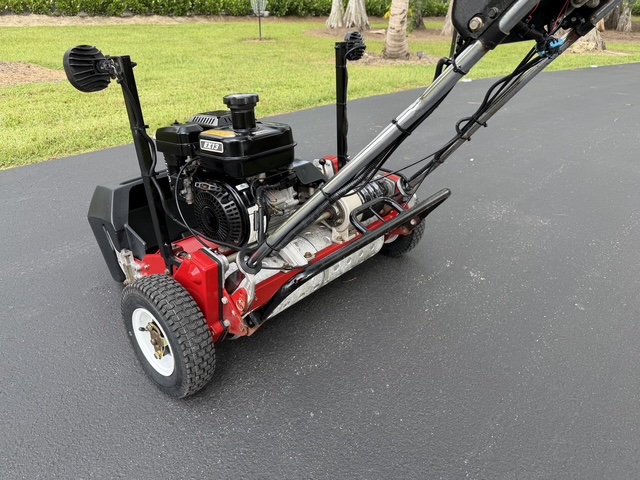 2018 Toro Greensmaster 1600 Model 04056 - Image 7