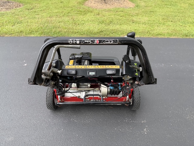 2018 Toro Greensmaster 1600 Model 04056 - Image 8