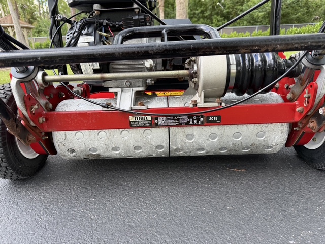 2018 Toro Greensmaster 1600 Model 04056 - Image 10