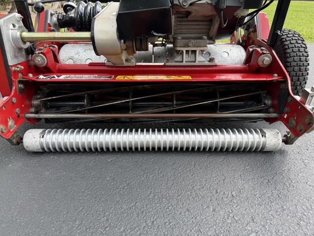 2018 Toro Greensmaster 1600 Model 04056 - Image 16